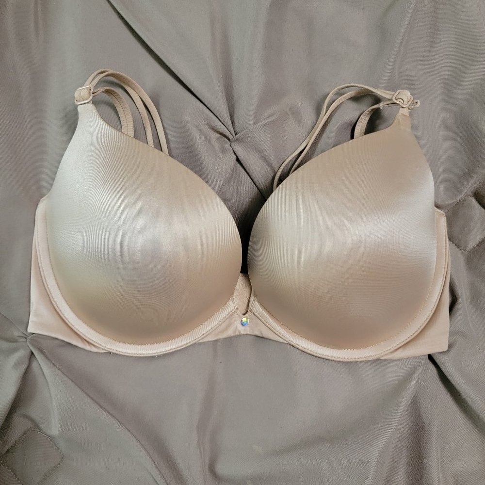 BRA | Victoria's Secret - Very Sexy Push-Up Bra - 32DD, Nude